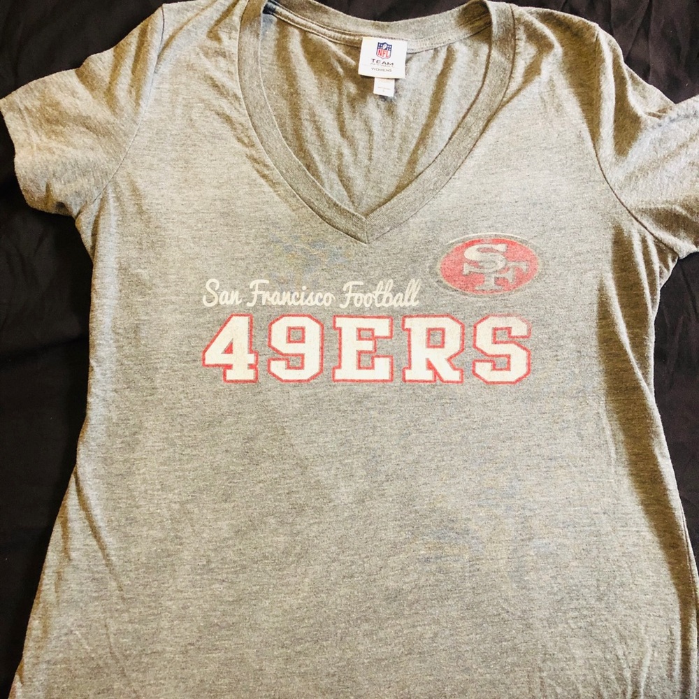 Women’s 49ers v-neck